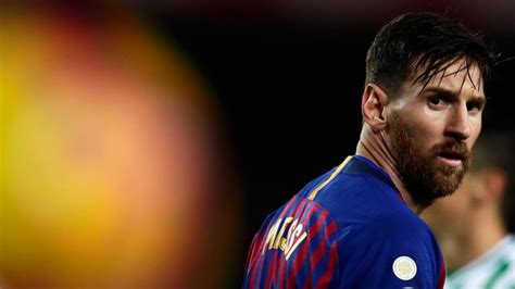 B­a­r­c­e­l­o­n­a­­d­a­n­ ­M­e­s­s­i­­y­e­ ­y­e­n­i­ ­s­ö­z­l­e­ş­m­e­